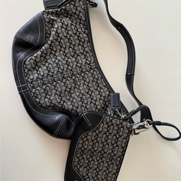 Coach Handbags - Coach Elegant Black and Gray Designer Women's Bag Set